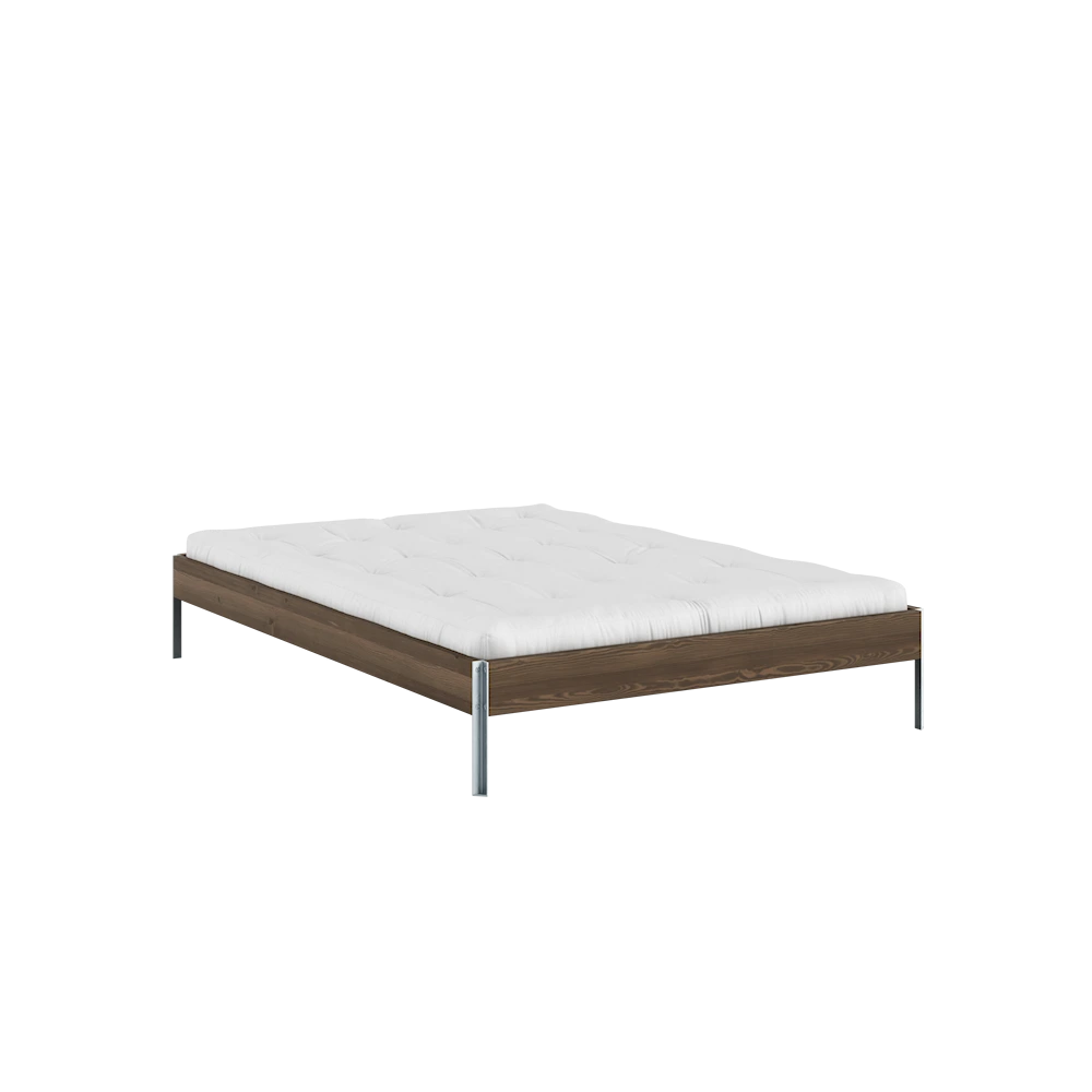 KARUP Dřevěná postel CORE 140x200 cm tmavě hnědá