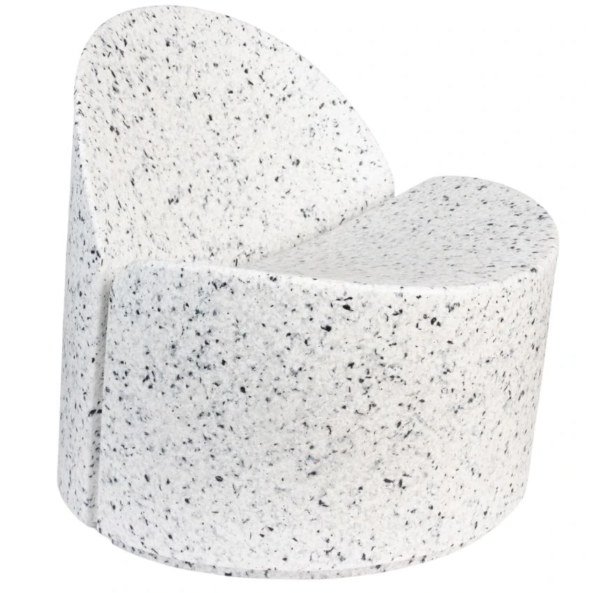 Bílé terrazzo zahradní lounge křeslo Zuiver Bloom