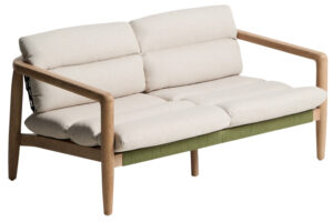 Kave Home Dřevěná zahradní pohovka Menfi 136 cm s polštáři a výpletem